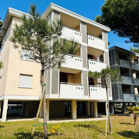 Flat 170mt From The Sea Апартаменты