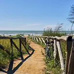 Flat 170mt From The Sea Apartman *