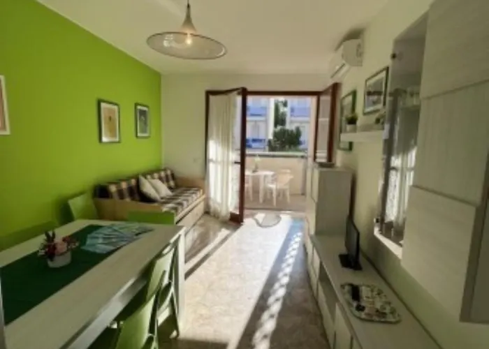 Flat 170mt From The Sea Apartman